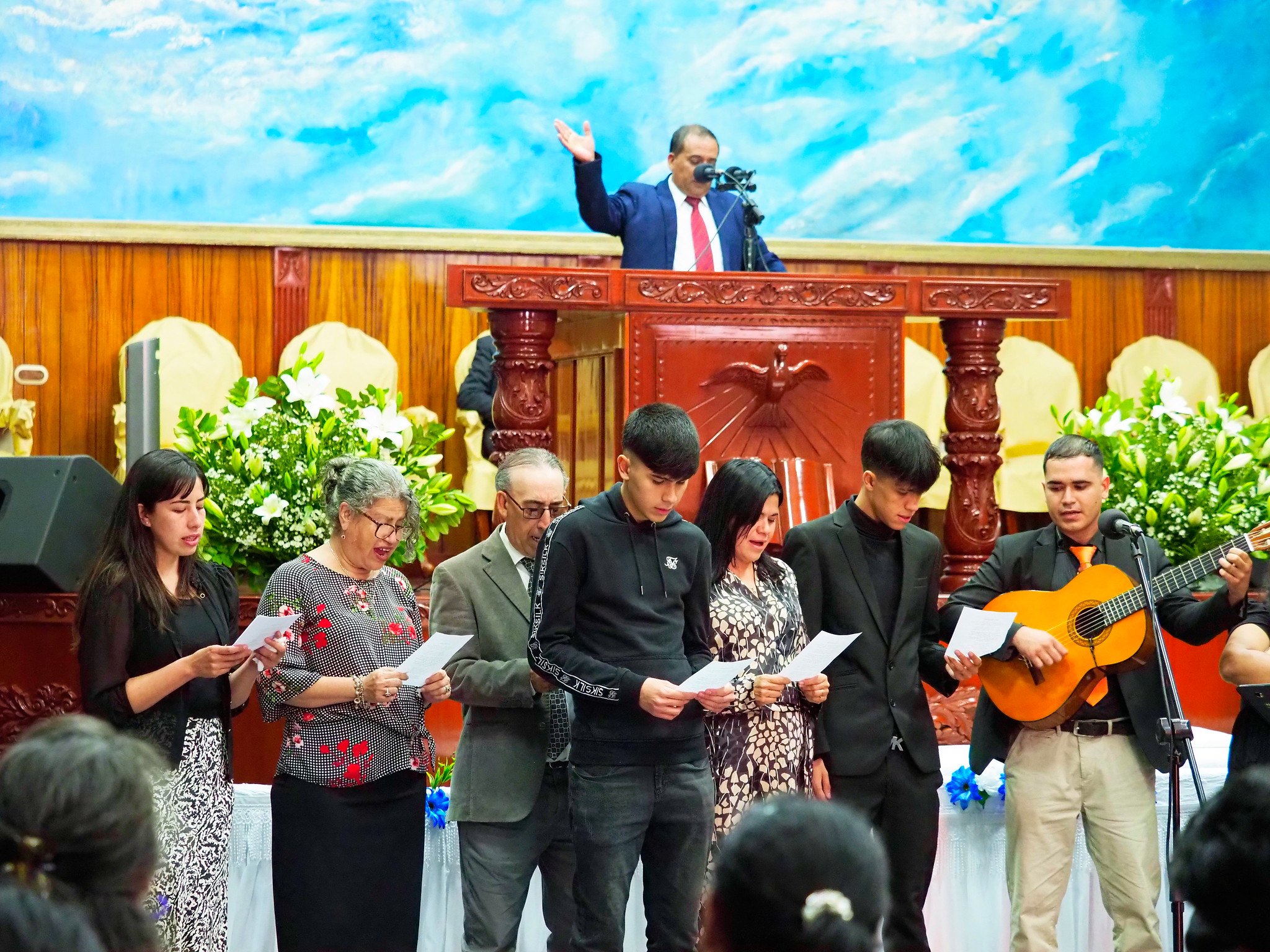 Bienvenida a nuestros Pastores y Bendición a los Estudiantes