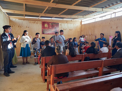 Voluntarios visitan Quebrada Encantada